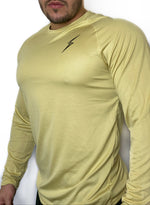 Load image into Gallery viewer, Men&#39;s Poly-Tech Performance Long Sleeve - Vegas Gold/Black
