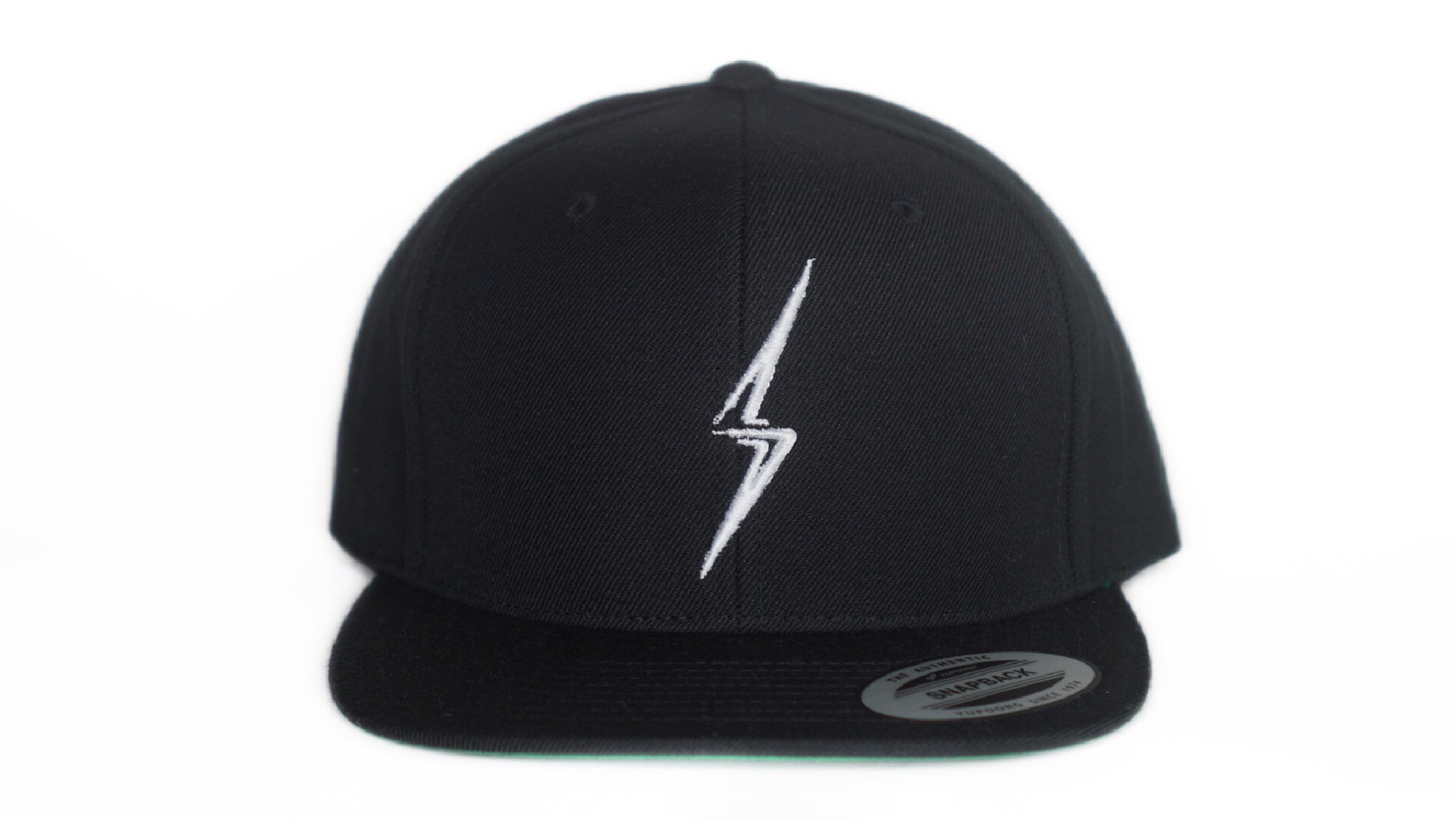 Bolt SnapBack - Black/White